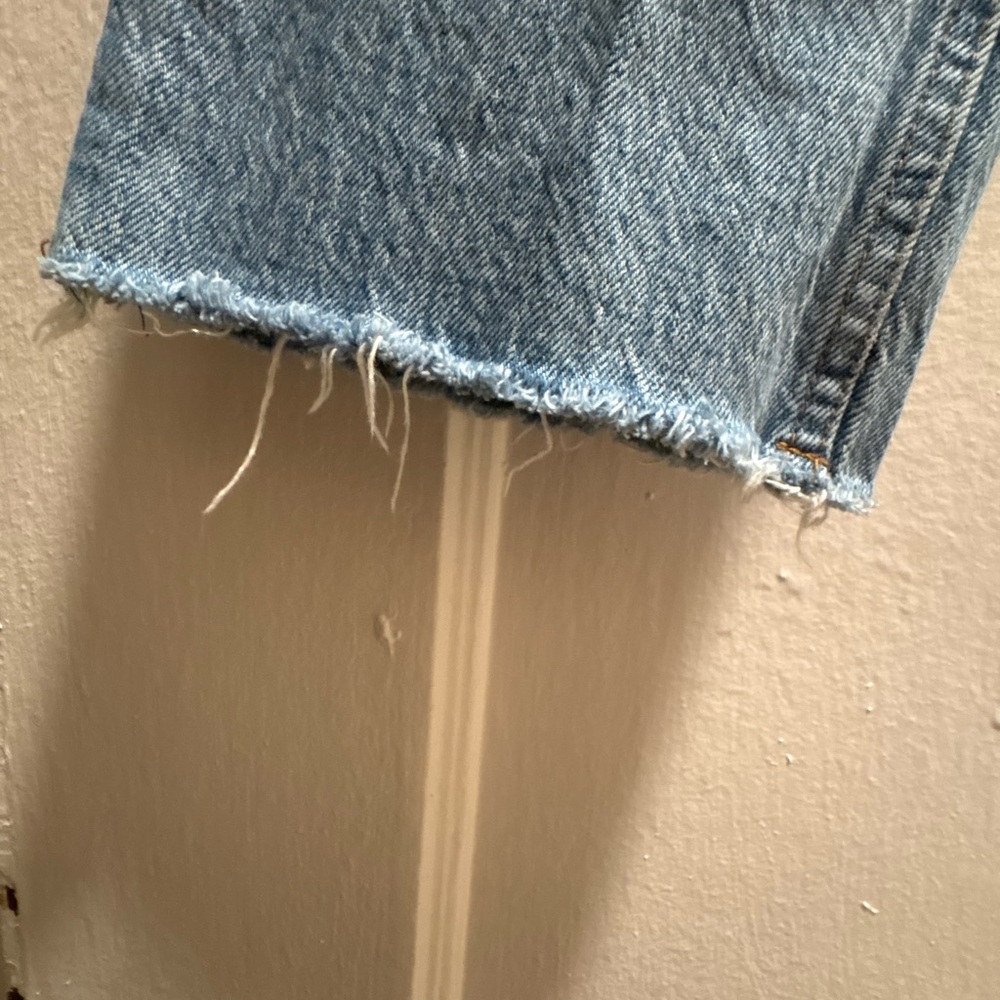 Abercrombie & Fitch Light Blue Curve Love Mid Rise 90s Straight Leg Jeans 24 - Picture 10 of 12
